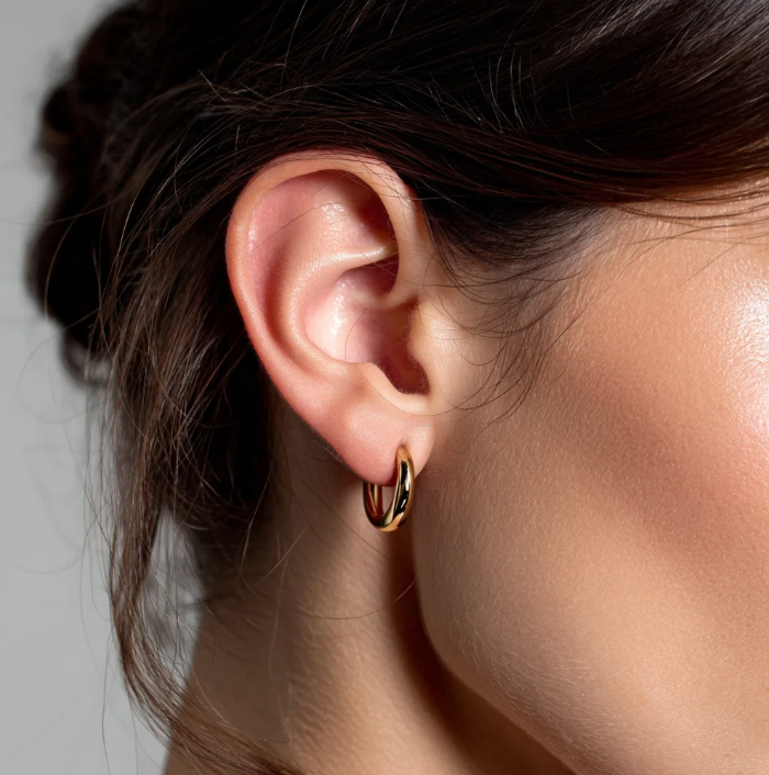 14K Gold Graduated Hoop Huggie Earring in 14K Yellow Gold Plated